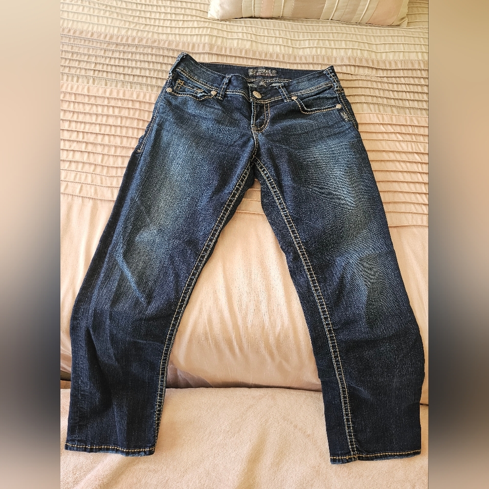 Silver Jeans Capri - Size 27 - Inseam 23.5